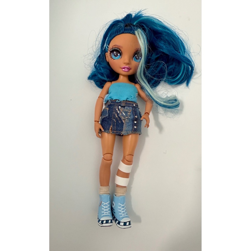 Rainbow High Doll Avery Estella Blue Hair Fashion Doll